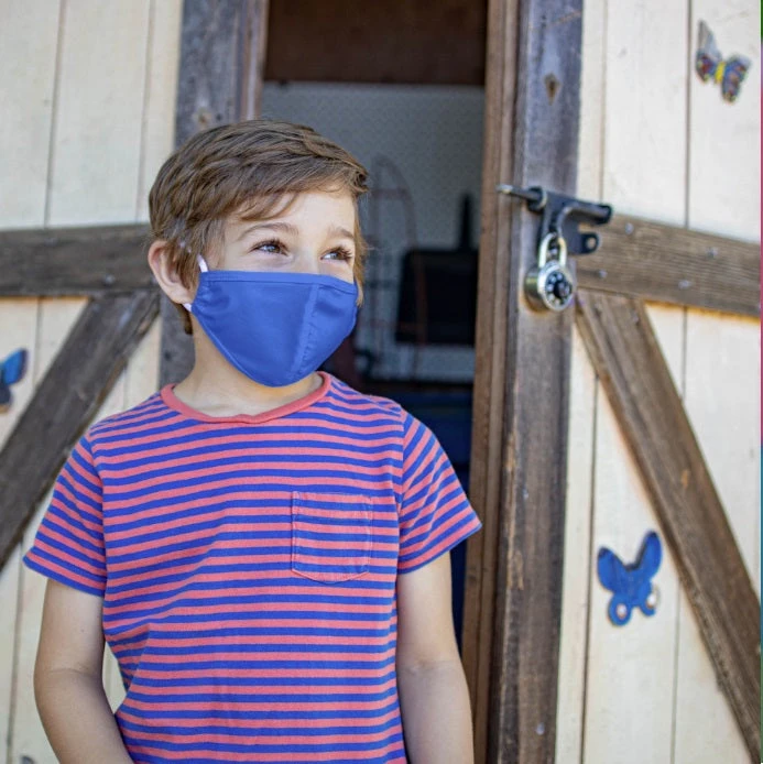 Sunday Afternoons Kids UVShield Cool SPF 50+ Face Mask 4 Sunday Afternoons Kids UVShield Cool SPF 50+ Face Mask - Image 4